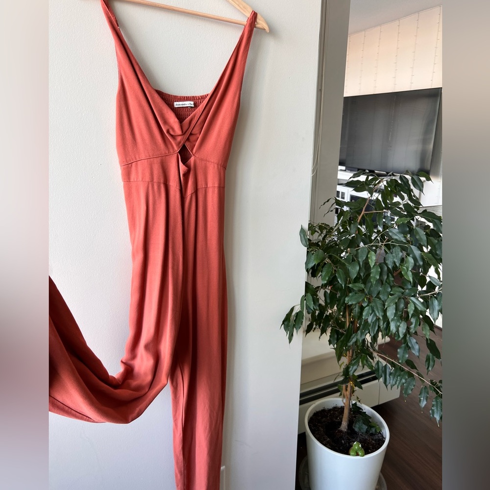 Abercrombie&Fitch Rust Orange Fall Sleeveless Cross front detail Jumpsuit SIZE M